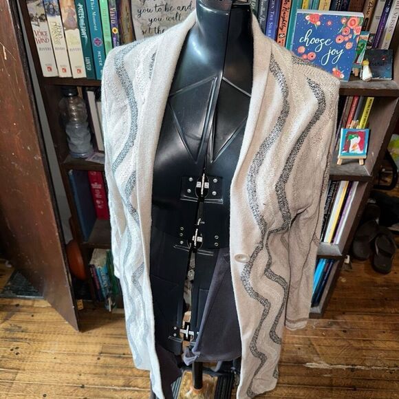 Chico’s cozy beigecore wavy line drape 0/4 artsy cardigan - Picture 1 of 4